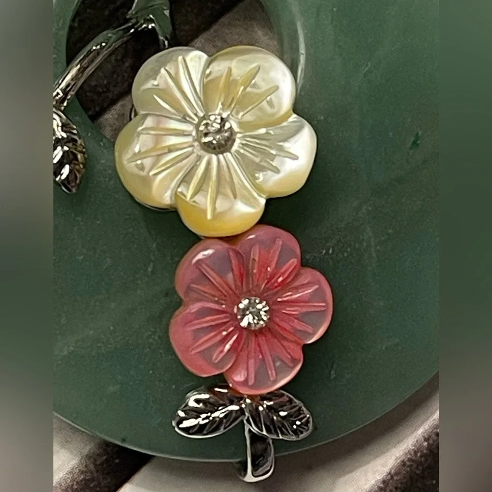 Natural Green Jade Pendant With Fresh Water Pearl Floral, Stainless Steel - Picture 7 of 8